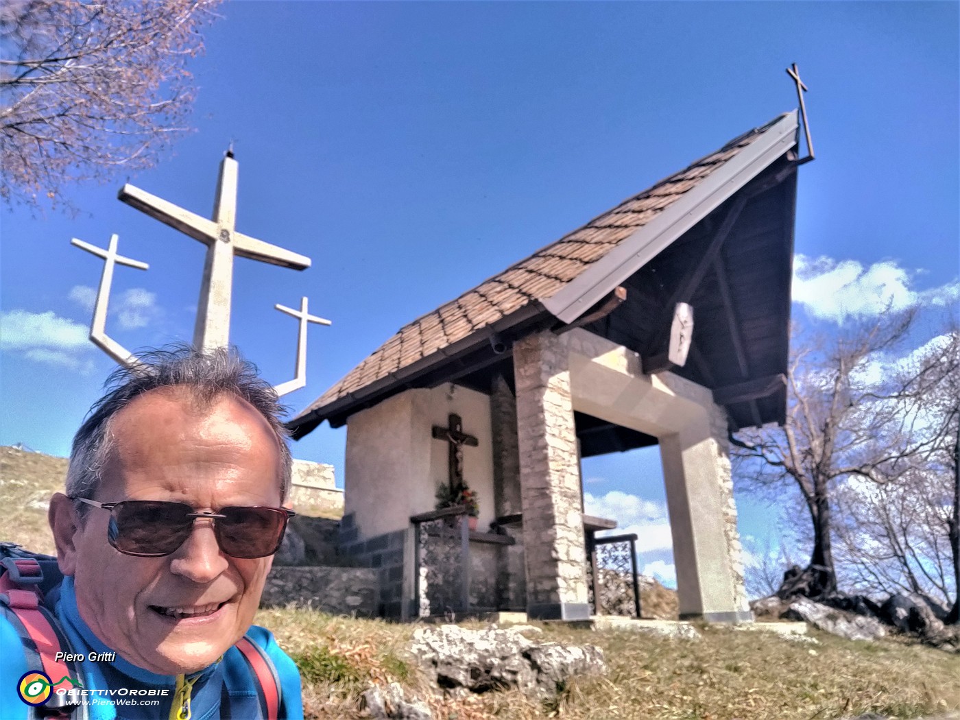 37 Alla Tre Croci e Cappella del Monte Molinasco (1179 m).jpg